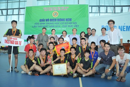 Kết thúc giải bóng ném học sinh THCS Hà Nội lần thứ 1