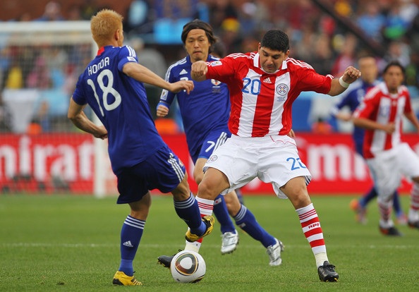 Hàn Quốc (xanh) được đánh giá cao ở lối chơi đẹp mắt