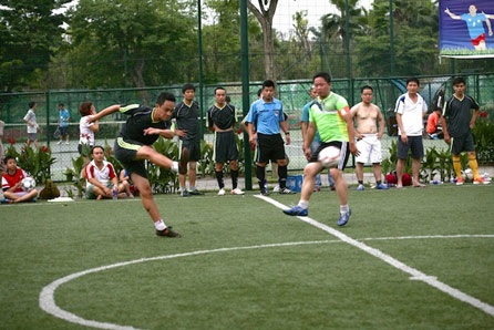 Tưng bừng giải bóng đá Vinhomes Football Cup 2014 - 3 Pha sút bóng đầy bất ngờ của cầu thủ đội
Vinhomes Riverside