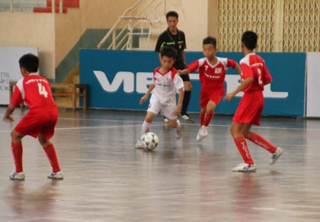 1/ Văn Tâm – Đồng Nai gặp Bình Định