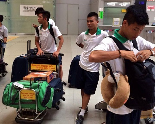 U19 Việt Nam đối mặt nguy cơ quá tải - 1 U19 Việt Nam đã có mặt tại Nhật Bản