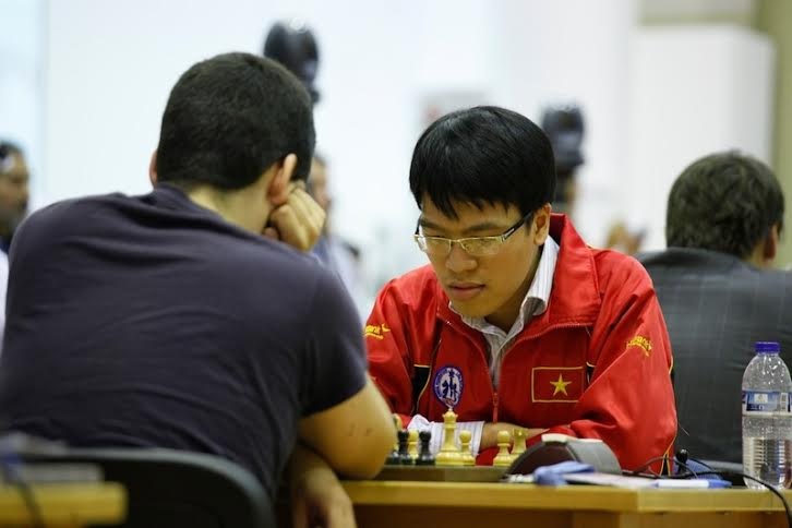 Quang Liêm, Trường Sơn gặp nhiều khó khăn ở giải cờ nhanh thế giới - 1 Quang Liêm đang đối diện với nhiều thử thách