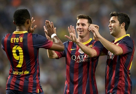 Messi chói sáng trong trận đấu tri ân Deco - 4 Bộ ba lừng danh Eto'o, Messi và Deco thuở nào