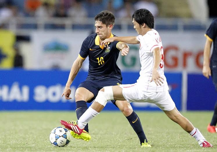 Công Phượng lập siêu phẩm, U19 Việt Nam đánh bại U19 Australia - 3 Hàng thủ U19 Việt Nam chơi khá nỗ lực - Ảnh: Gia Hưng
