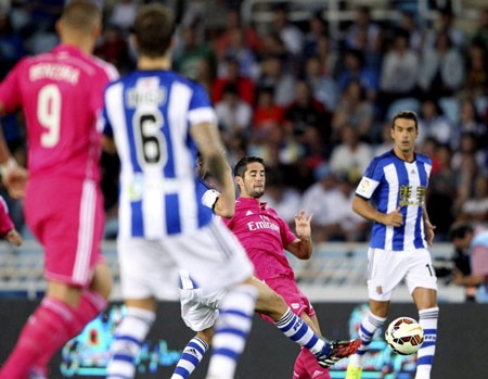 Nhìn lại 90 phút Real Madrid thảm bại ở xứ Basque - 3 Isco trong lần hiếm hoi được ra sân chính thức ở Real Madrid