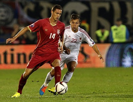 Ẩu đả kinh hoàng trong trận Serbia-Albania - 15 Tiền vệ đang khoác áo Chelsea, Matic trong màu áo Serbia