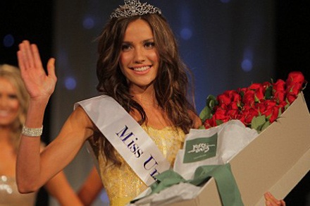 Một thí sinh Hoa hậu hoàn vũ Úc bị phê phán vì siêu gầy - 6