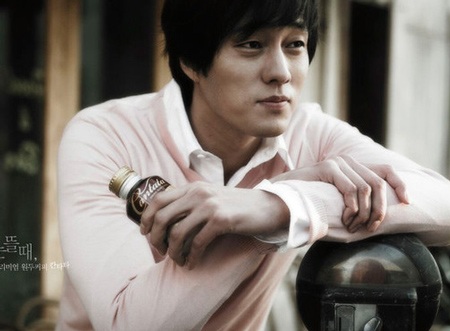 So Ji Sub: “Với tôi, 4 năm chờ đợi là khó khăn nhất” - 1 So Ji Sub: “Với tôi, 4 năm chờ đợi là khó khăn nhất” - 1