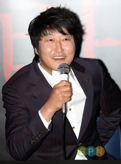 Nhiều sao "bự" xứ Hàn tới dự buổi chiếu ra mắt phim “Thirst” - 7