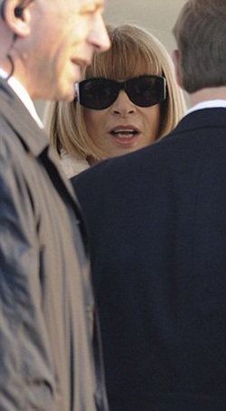 Nhiều sao đến dự đám cưới Salma Hayek - 12 Nhiều sao đến dự đám cưới Salma Hayek - 12