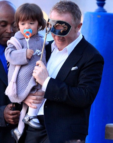 Nhiều sao đến dự đám cưới Salma Hayek - 6 Nhiều sao đến dự đám cưới Salma Hayek - 6