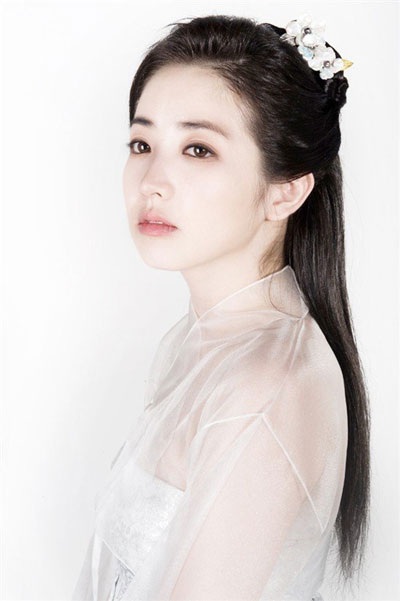 “Công chúa Mi Chil” được gọi là “tiểu Lee Young Ae” - 9 “Công chúa Mi Chil” được gọi là “tiểu Lee Young Ae” - 9
