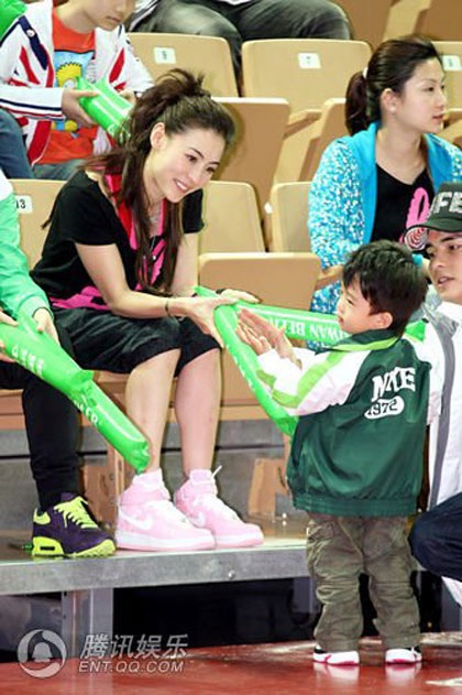 “Quý tử” nhà Trương Bá Chi được “săn đón” tại Đài Loan - 17