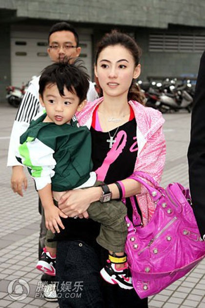 “Quý tử” nhà Trương Bá Chi được “săn đón” tại Đài Loan - 11