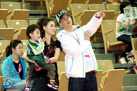 “Quý tử” nhà Trương Bá Chi được “săn đón” tại Đài Loan - 19