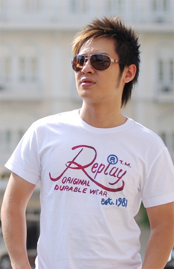 Hoàng Hải đang cặp kè “kiều nữ” Sài Gòn? - 2 Hoàng Hải đang cặp kè “kiều nữ” Sài Gòn? - 2