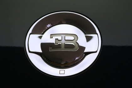 “Mổ” siêu xe Bugatti Veyron - 10 “Mổ” siêu xe Bugatti Veyron - 10