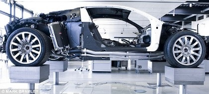 “Mổ” siêu xe Bugatti Veyron - 3 “Mổ” siêu xe Bugatti Veyron - 3