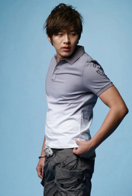 Khỏe khoắn đón hè cùng “tiểu hổ” Huyn Bin - 9