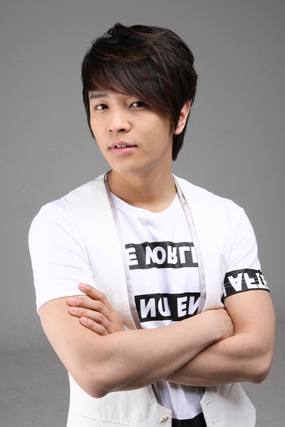 “Thái tử Yul” Kim Jeong Hoon chính thức nhập ngũ - 7