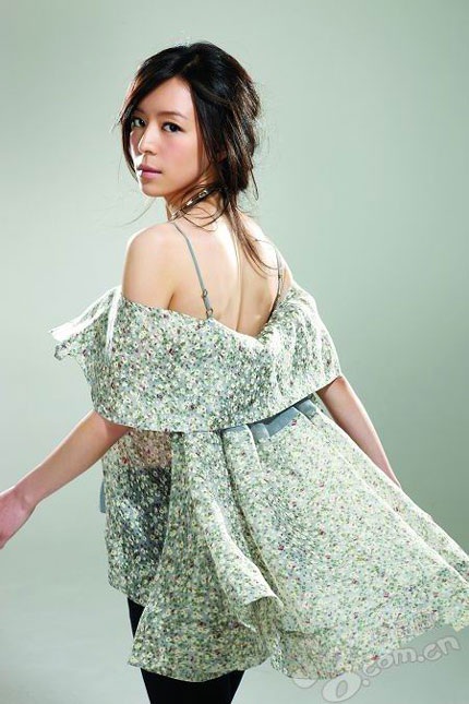 Trương Tịnh Sơ thành công khi vào vai cô gái Việt - 10 Trương Tịnh Sơ thành công khi vào vai cô gái Việt - 10