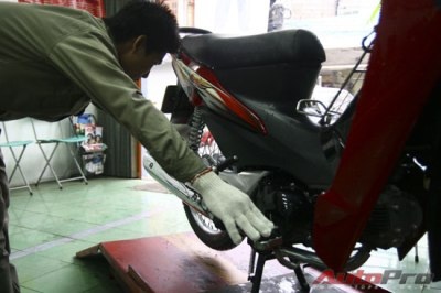 Cách kiểm tra xe trước khi đi đường trường - 3