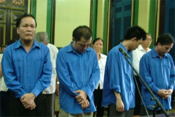 Nguyên phó Tổng Giám đốc Seaprodex lĩnh án - 1 Nguyên phó Tổng Giám đốc Seaprodex lĩnh án - 1