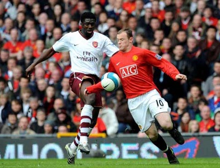 Những màn đọ sức sinh tử tại Old Trafford - 2