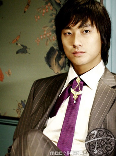 Joo Ji Hoon gây thiệt hại lớn cho đoàn phim “Tokyo Tower” - 1 Joo Ji Hoon gây thiệt hại lớn cho đoàn phim “Tokyo Tower” - 1