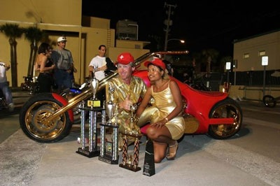 SLR McLaren đỏ mạ vàng - “Ác mộng” của Mercedes - 18 SLR McLaren đỏ mạ vàng - “Ác mộng” của Mercedes - 18