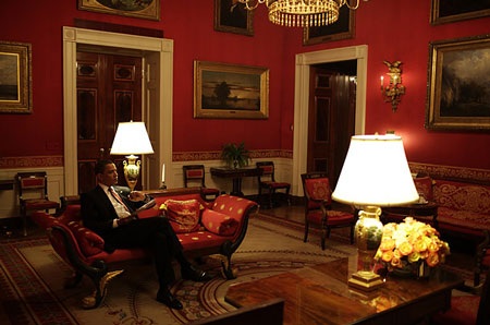 Khám phá hậu trường 100 ngày đầu tiên của Tổng thống Obama - 16 Khám phá hậu trường 100 ngày đầu tiên của Tổng thống Obama - 16