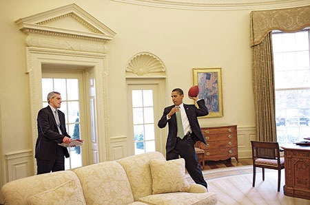 Khám phá hậu trường 100 ngày đầu tiên của Tổng thống Obama - 12 Khám phá hậu trường 100 ngày đầu tiên của Tổng thống Obama - 12