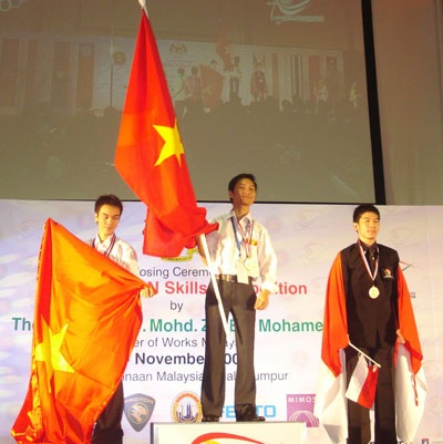 “Công nghệ thông tin ngấm vào máu em rồi…” - 2