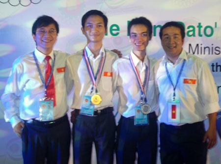 “Công nghệ thông tin ngấm vào máu em rồi…” - 1