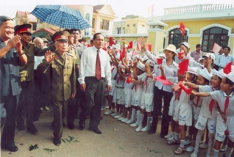 Chân dung Đại tướng Võ Nguyên Giáp qua ảnh - 3 Chân dung Đại tướng Võ Nguyên Giáp qua ảnh - 3