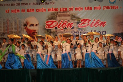 Tuổi trẻ Thủ đô hướng về Điện Biên lịch sử - 3