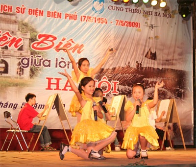 Tuổi trẻ Thủ đô hướng về Điện Biên lịch sử - 8