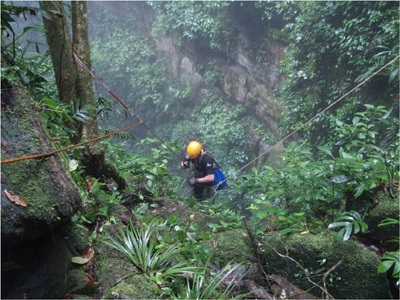 “Người ẩn danh” trong hành trình phát hiện hang lớn nhất thế giới - 1