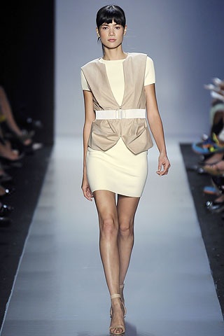 BST xuân hè 2009 của Max Azria - 18 BST xuân hè 2009 của Max Azria - 18