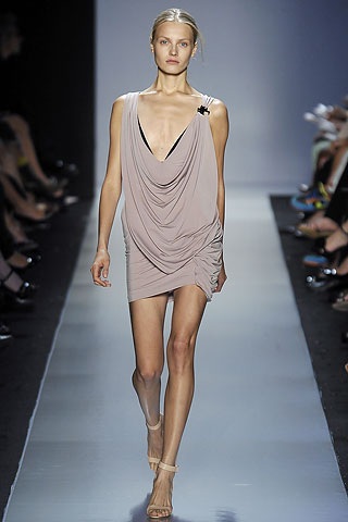 BST xuân hè 2009 của Max Azria - 13 BST xuân hè 2009 của Max Azria - 13