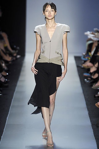 BST xuân hè 2009 của Max Azria - 9 BST xuân hè 2009 của Max Azria - 9