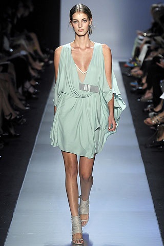 BST xuân hè 2009 của Max Azria - 23 BST xuân hè 2009 của Max Azria - 23