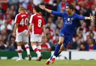 Thắng đẹp Arsenal, ĐKVĐ MU lọt vào Chung kết - 2 Thắng đẹp Arsenal, ĐKVĐ MU lọt vào Chung kết - 2