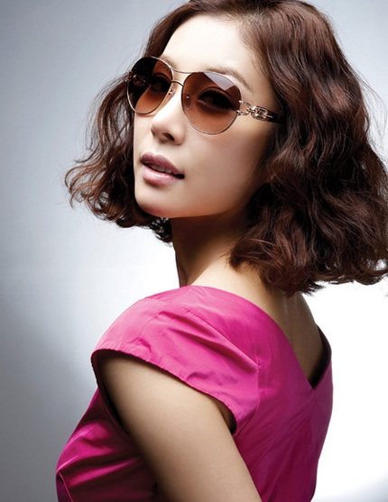 Xuân - Hè 2009: Sao Hàn “chuộng” tóc ngắn - 15