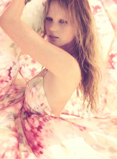 Anne Vyalitsyna mờ ảo trong chùm ảnh mới - 4 Anne Vyalitsyna mờ ảo trong chùm ảnh mới - 4