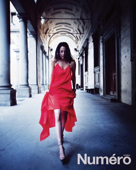 Chùm ảnh: Han Ji Hye “tung hoành” tại Ý - 10