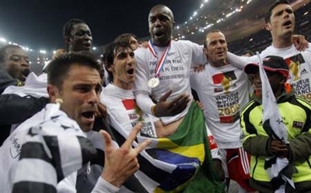 “Tí hon” Guingamp gây sốc tại Cúp QG Pháp - 6