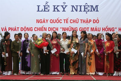Dấu ấn ngày khó quên cùng “Những giọt máu hồng”  - 1