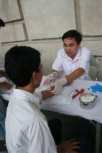 Dấu ấn ngày khó quên cùng “Những giọt máu hồng”  - 6