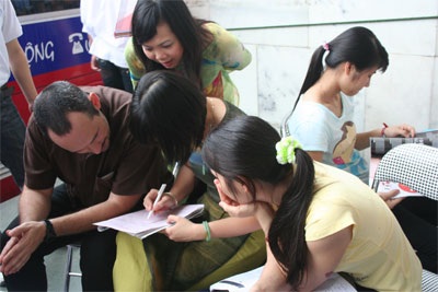 Dấu ấn ngày khó quên cùng “Những giọt máu hồng”  - 4